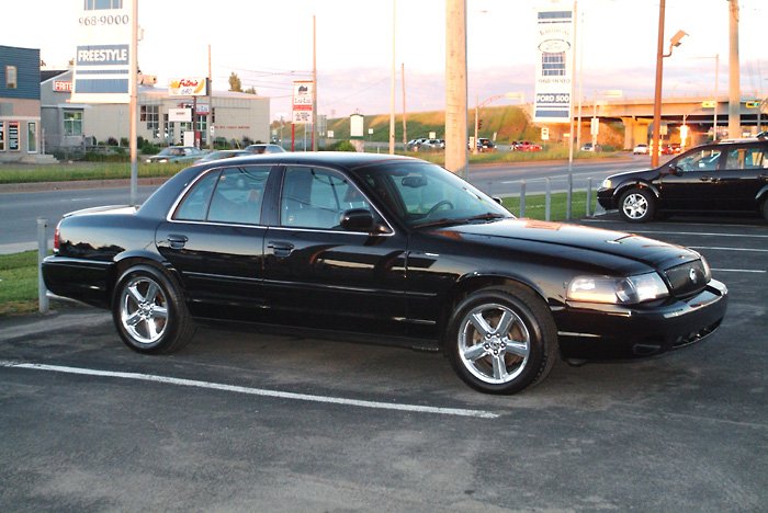 2003 Mercury Marauder